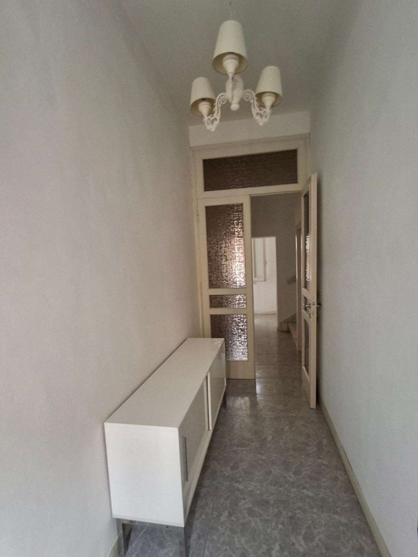 intera palazzina in vendita a Capraia e Limite in zona Limite sull' Arno