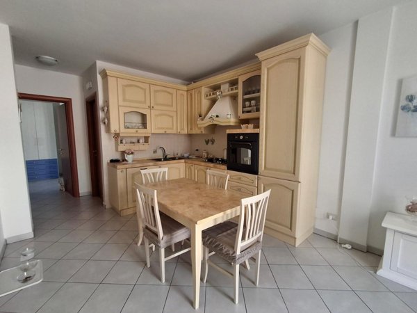 appartamento in vendita a Capraia e Limite in zona Limite sull' Arno