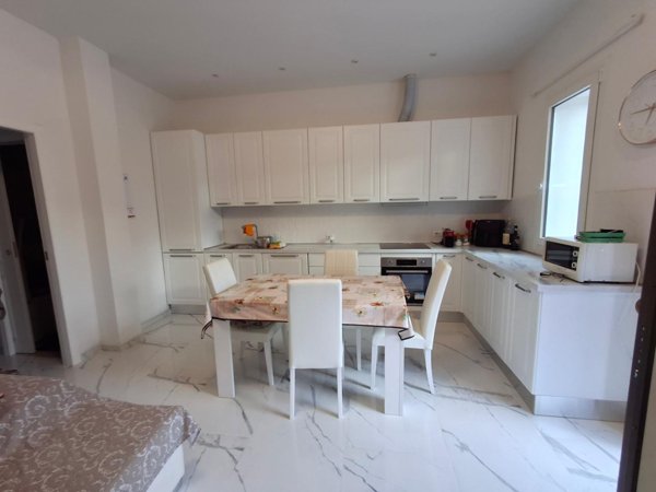 appartamento in vendita a Capraia e Limite
