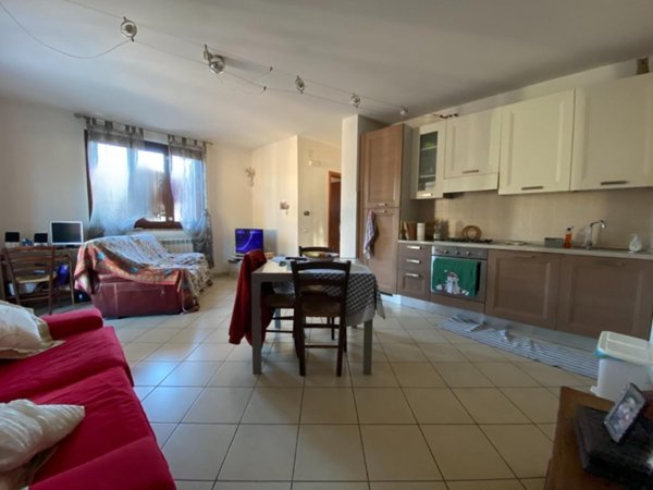 appartamento in vendita a Capraia e Limite