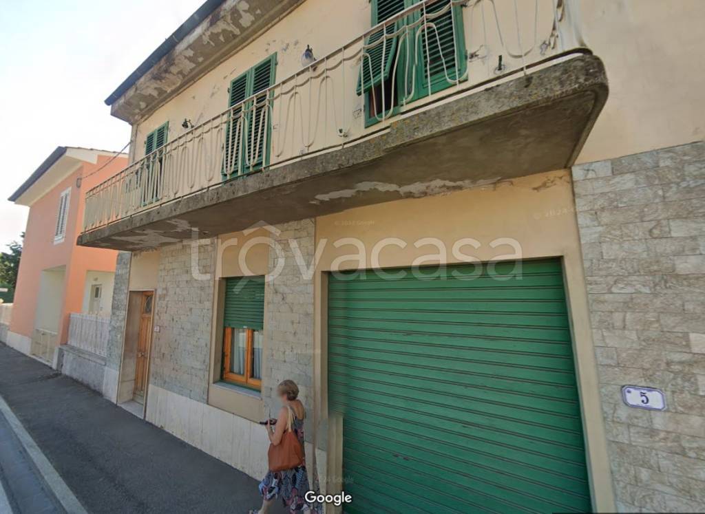 appartamento in vendita a Capraia e Limite