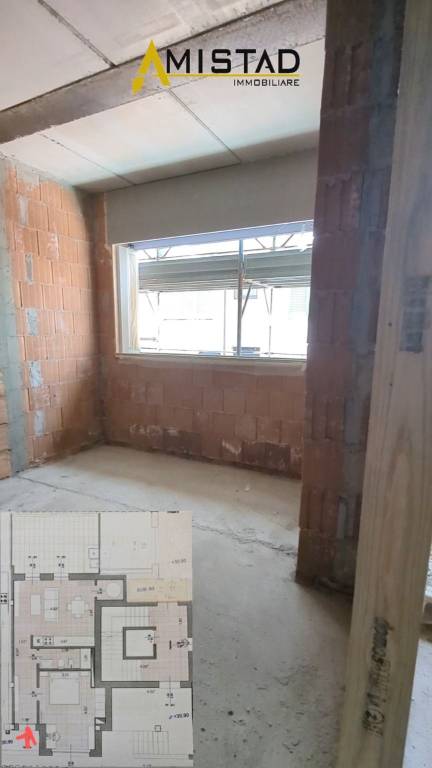 appartamento in vendita a Capraia e Limite