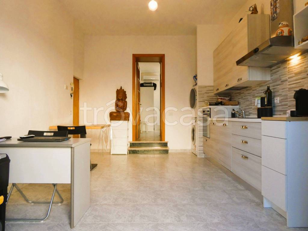 appartamento in vendita a Capraia e Limite
