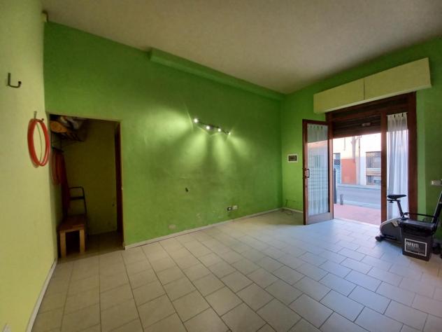 negozio in vendita a Capraia e Limite