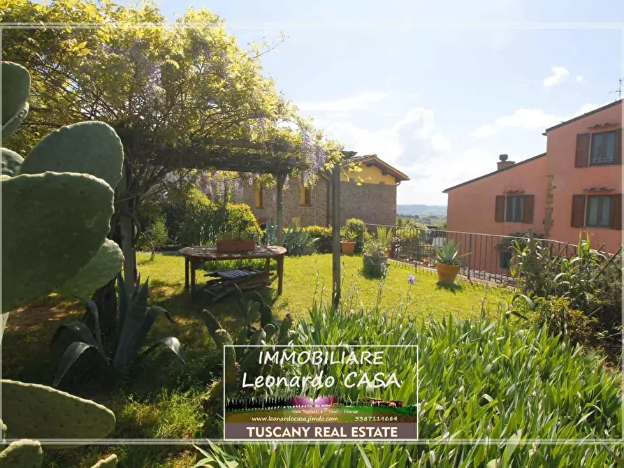 casa semindipendente in vendita a Capraia e Limite in zona Castra