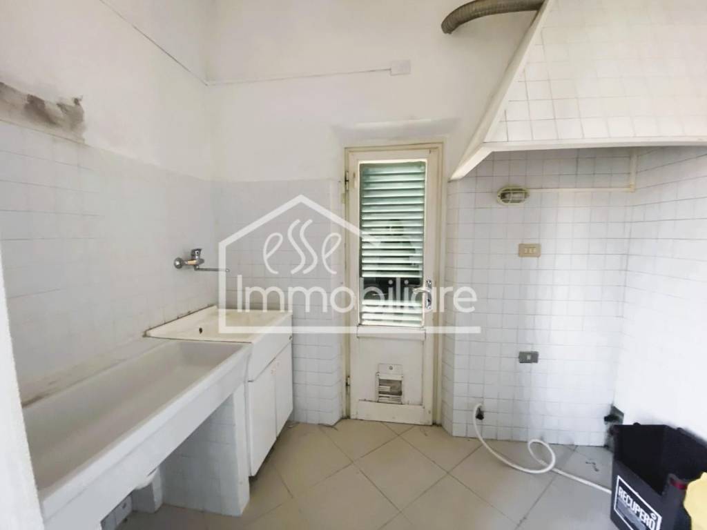 appartamento in vendita a Capraia e Limite