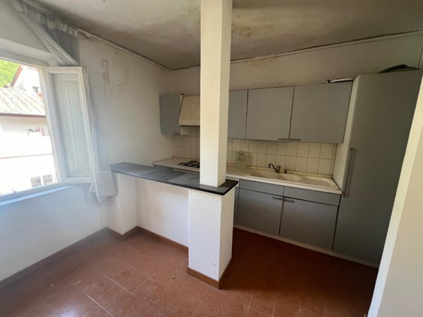 appartamento in vendita a Capraia e Limite