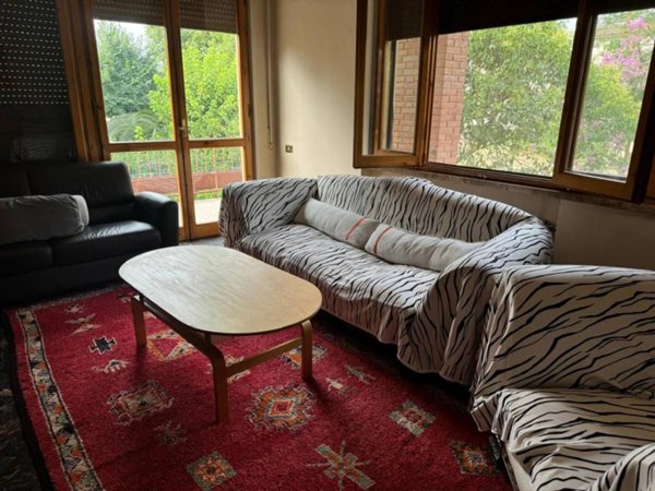 casa indipendente in vendita a Capraia e Limite