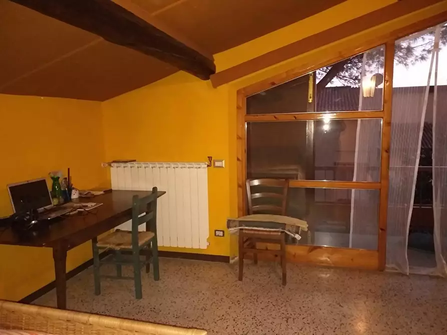 casa indipendente in vendita a Capraia e Limite