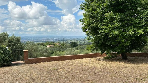 casa indipendente in vendita a Capraia e Limite in zona Capraia Fiorentina
