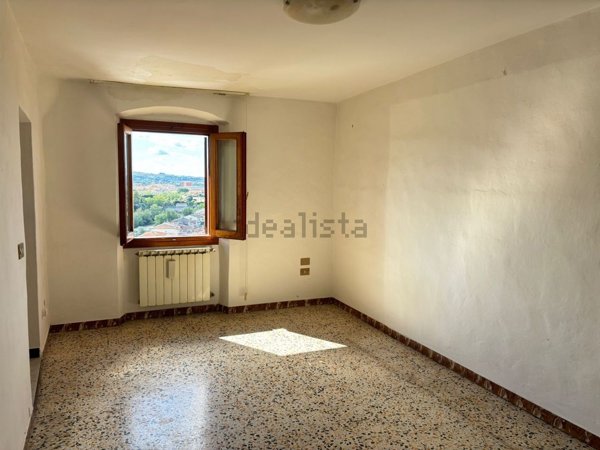 appartamento in vendita a Capraia e Limite