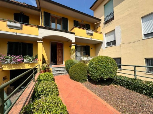 casa indipendente in vendita a Capraia e Limite in zona Limite sull' Arno