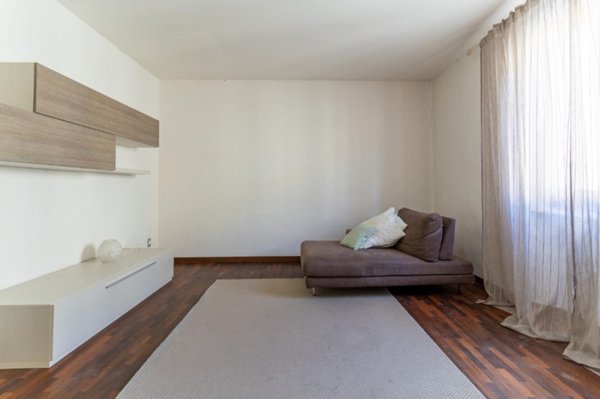 casa indipendente in vendita a Capraia e Limite in zona Limite sull' Arno