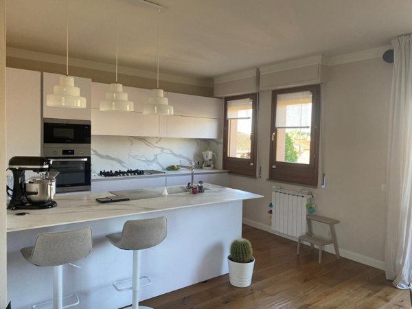 appartamento in vendita a Capraia e Limite