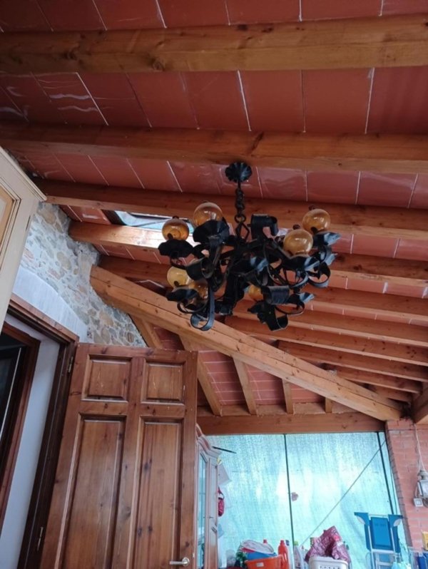 casa indipendente in vendita a Capraia e Limite in zona Limite sull' Arno