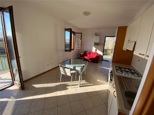 appartamento in vendita a Capraia e Limite