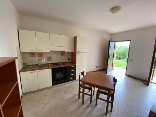 appartamento in vendita a Capraia e Limite