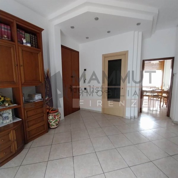 appartamento in vendita a Capraia e Limite