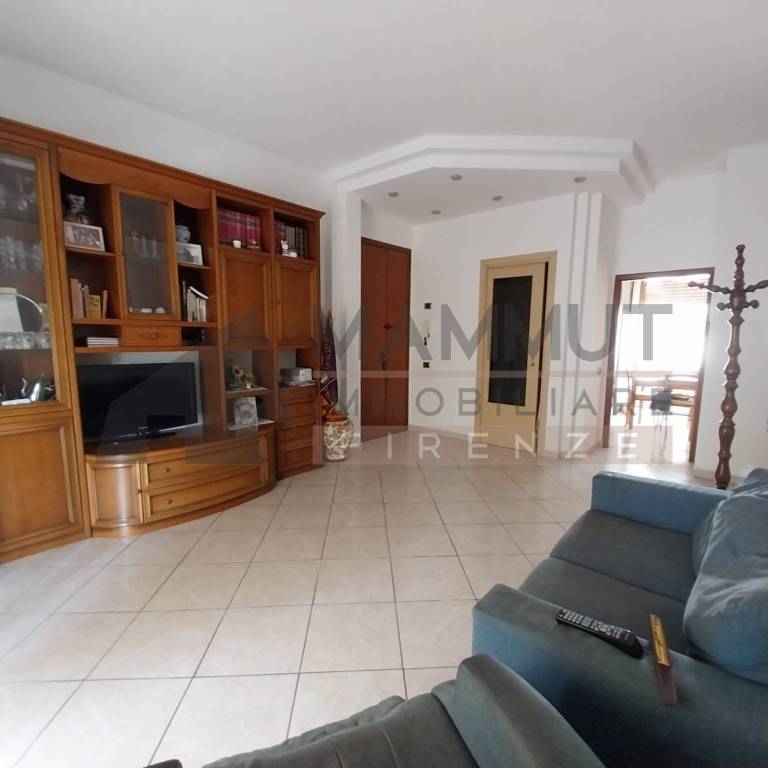 appartamento in vendita a Capraia e Limite