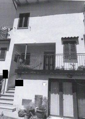 casa indipendente in vendita a Capraia e Limite