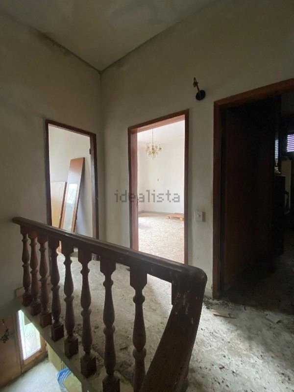 casa indipendente in vendita a Capraia e Limite