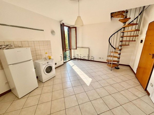 appartamento in vendita a Capraia e Limite in zona Limite sull' Arno