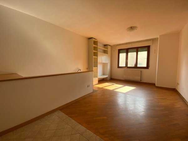 appartamento in vendita a Capraia e Limite