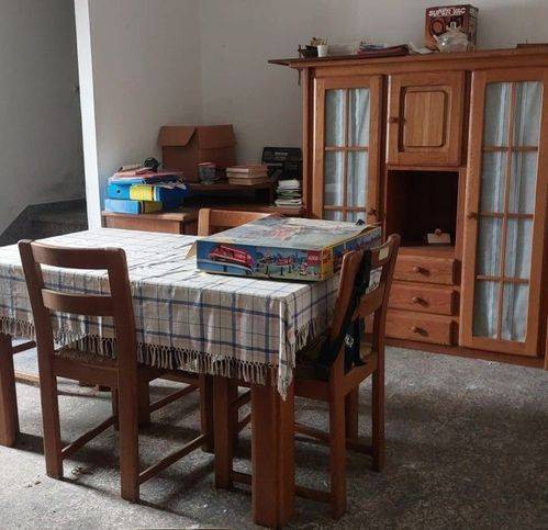 casa indipendente in vendita a Capraia e Limite