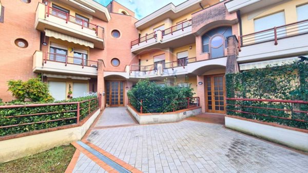 appartamento in vendita a Capraia e Limite in zona Limite sull' Arno