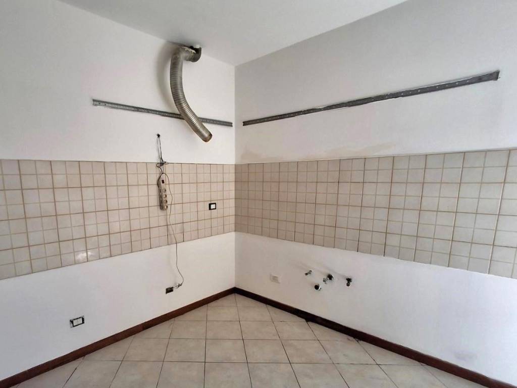 appartamento in vendita a Capraia e Limite in zona Limite sull' Arno