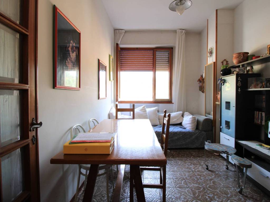 appartamento in vendita a Capraia e Limite in zona Limite sull' Arno