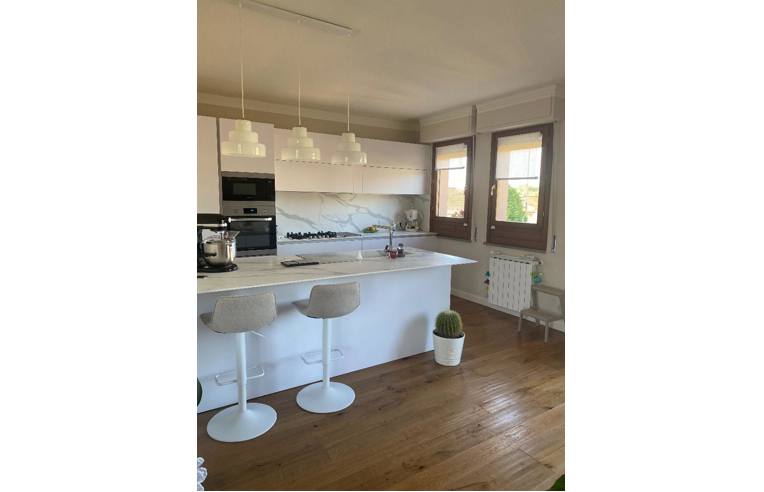 appartamento in vendita a Capraia e Limite in zona Limite sull' Arno