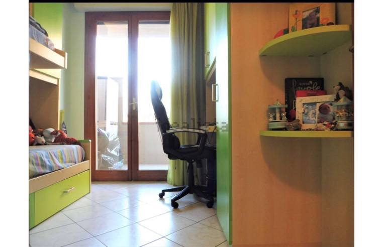 appartamento in vendita a Capraia e Limite in zona Limite sull' Arno