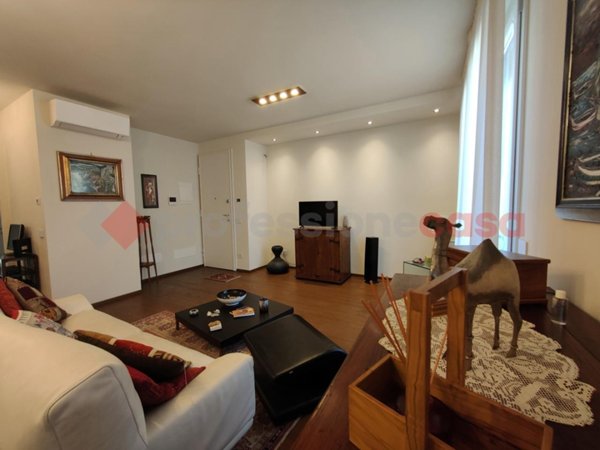 appartamento in vendita a Capraia e Limite