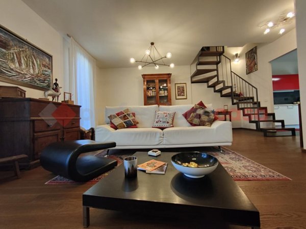 appartamento in vendita a Capraia e Limite