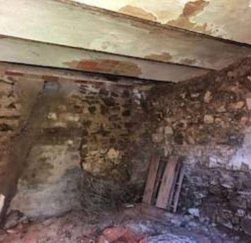 casale in vendita a Capraia e Limite