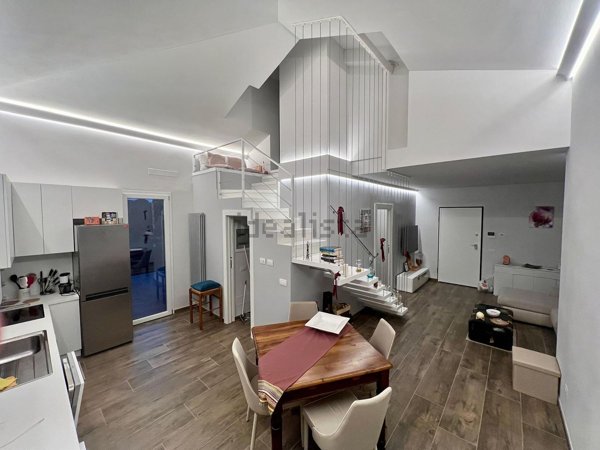 appartamento in vendita a Capraia e Limite in zona Castra