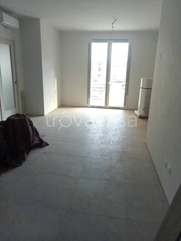 casa indipendente in vendita a Capraia e Limite