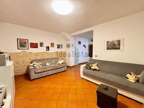 appartamento in vendita a Capraia e Limite in zona Limite sull' Arno