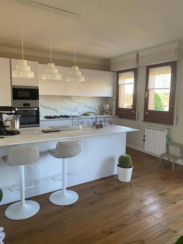 appartamento in vendita a Capraia e Limite