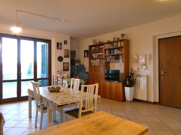 appartamento in vendita a Capraia e Limite