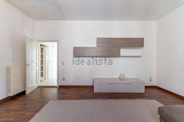 casa indipendente in vendita a Capraia e Limite in zona Limite sull' Arno