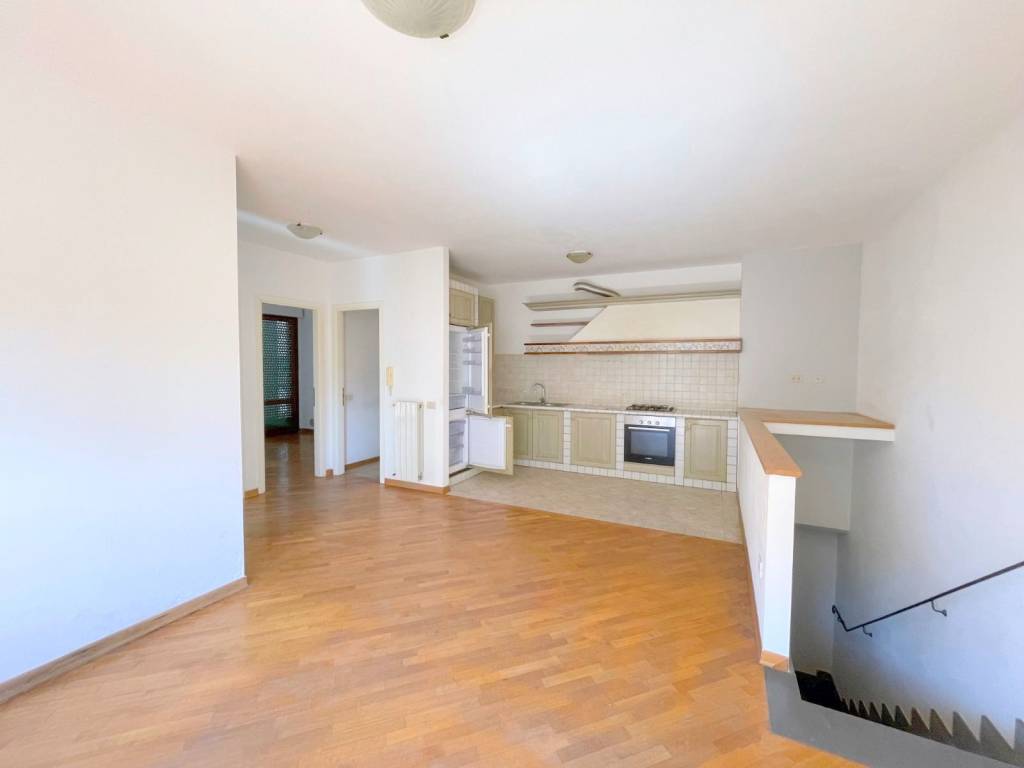 appartamento in vendita a Capraia e Limite in zona Limite sull' Arno