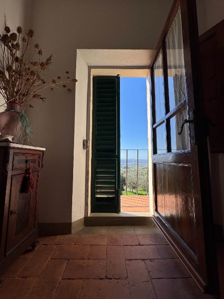 casa indipendente in vendita a Capraia e Limite