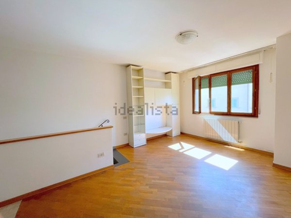 appartamento in vendita a Capraia e Limite in zona Limite sull' Arno