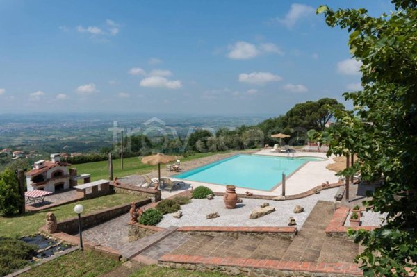 casa indipendente in vendita a Capraia e Limite in zona Castra