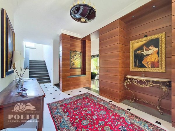 casa indipendente in vendita a Capraia e Limite