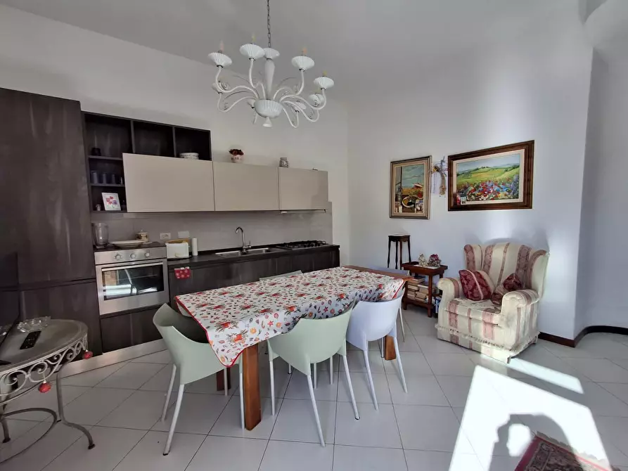 appartamento in vendita a Capraia e Limite in zona Limite sull' Arno