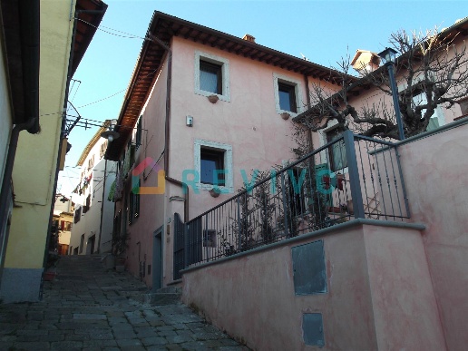 appartamento in vendita a Capraia e Limite