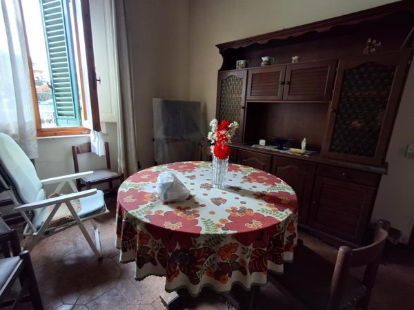 casa indipendente in vendita a Capraia e Limite in zona Limite sull' Arno